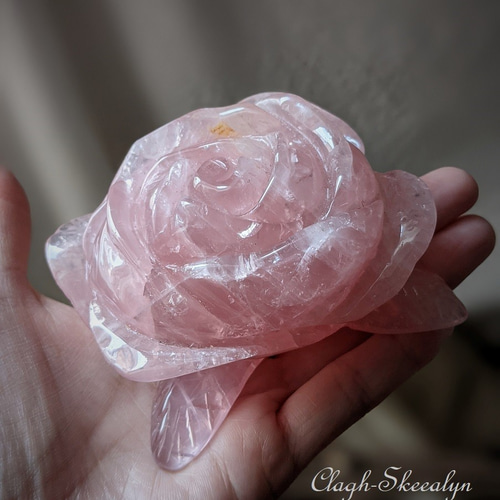 薔薇のローズクォーツ飾り石(No.8／一点物）大きめサイズ・422g 