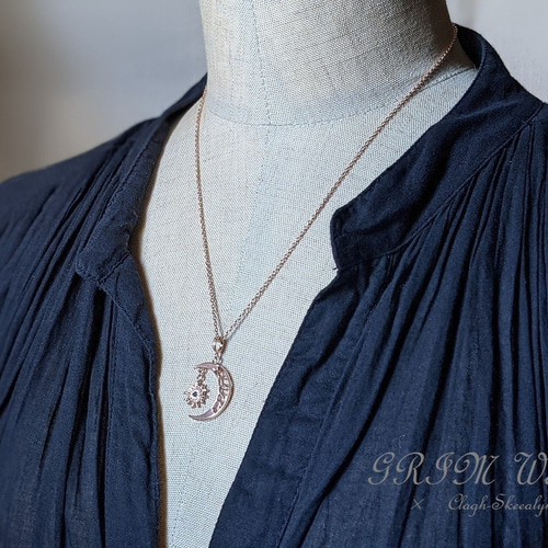 GRIM Works】 月・太陽・桜・海のネックレス /ロンドンブルー