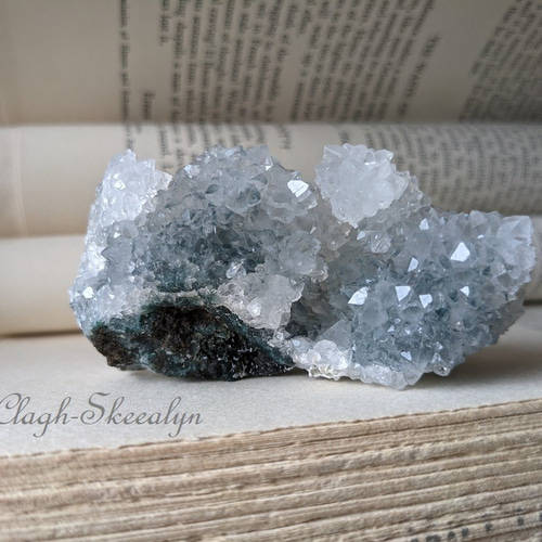 Apophylite｜アポフィライト｜魚眼石｜原石クラスター｜ブルー系