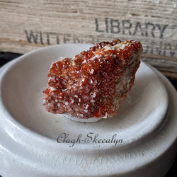 バナジナイト（ヴァナディナイト）原石　｜Vanadinite　｜モロッコ産　｜35g　|鉱物標本 2枚目の画像