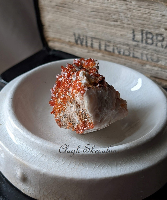 バナジナイト（ヴァナディナイト）原石　｜Vanadinite　｜モロッコ産　｜35g　|鉱物標本 7枚目の画像