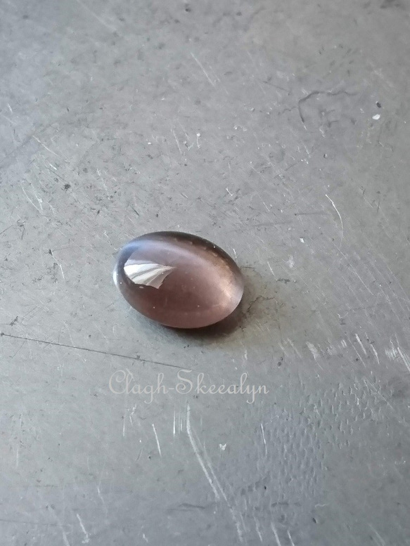 天然シリマナイトキャッツアイ/Sillimanite cat's eye（4.717ct）カボション/宝石ルース（裸石） 2枚目の画像