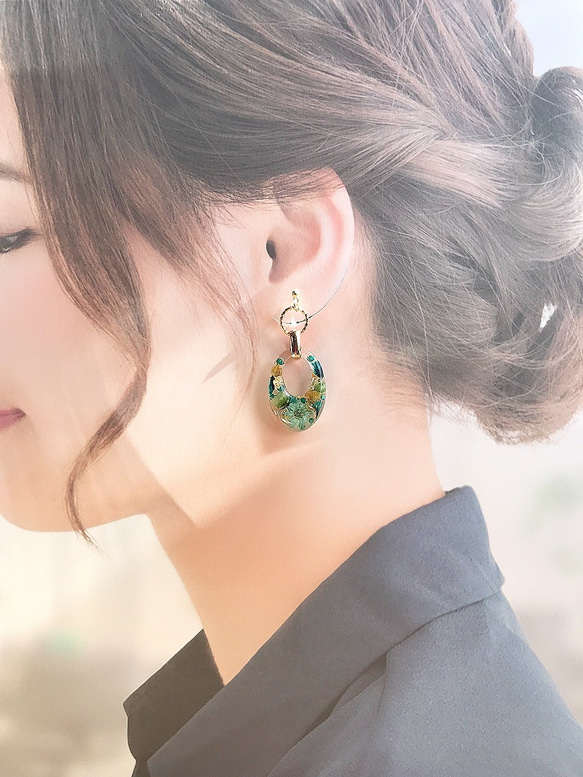 Tiffany グリーンストーンフープイヤリング
