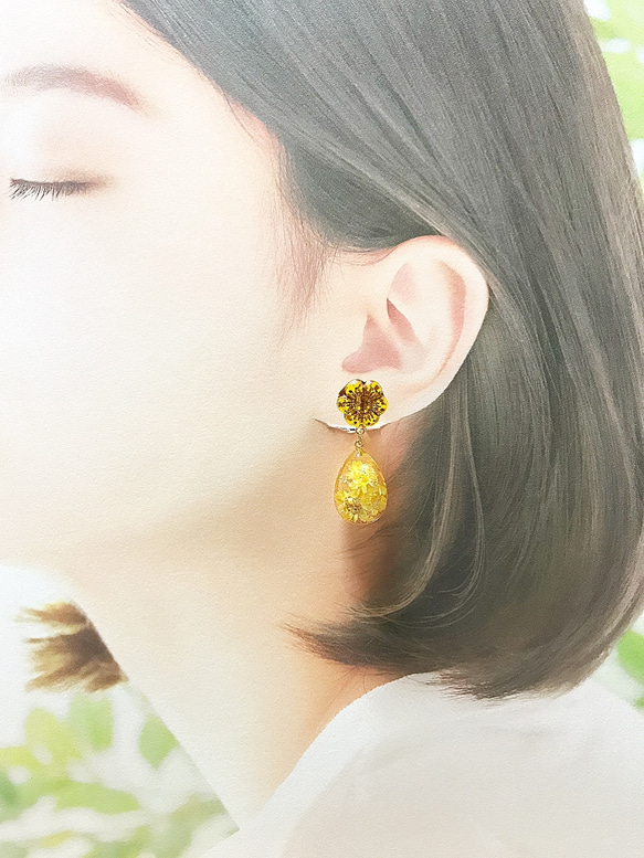 イエローフラワーチェコビーズとしずくピアス/イヤリング ピアス 