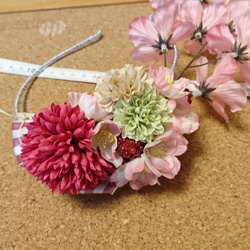 桜の花のカチューシャ 2枚目の画像