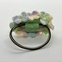 アイスグリーンの花束ヘアゴム 3枚目の画像