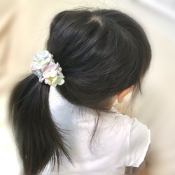 アイスグリーンの花束ヘアゴム 4枚目の画像