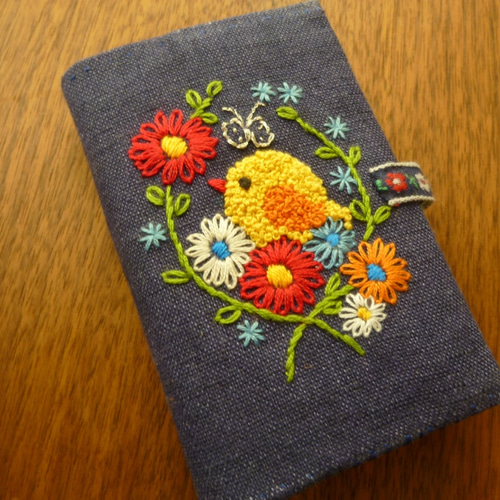 手縫い刺繍のカードケース（紺） 名刺入れ・カードケース ぱんだ