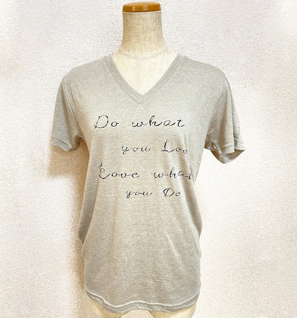 VネックTシャツ　Do what you love　ミックスベージュ　レディース　送料無料 7枚目の画像