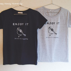 鳥Ｔシャツ　すずめ　enjoy it　ネイビー　オリジナルtシャツ　送料無料 3枚目の画像