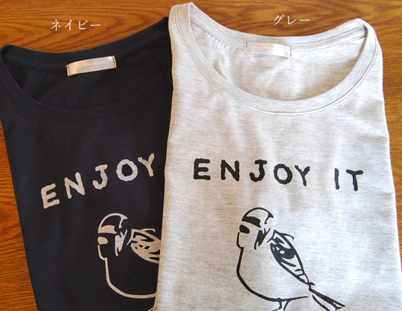 鳥Ｔシャツ　すずめ　enjoy it　ネイビー　オリジナルtシャツ　送料無料 4枚目の画像