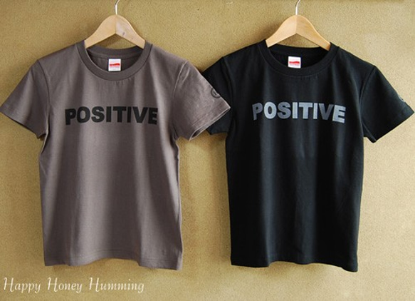 ブラック・Sサイズのみ　ロゴtシャツ Positive レディース 送料無料 1枚目の画像