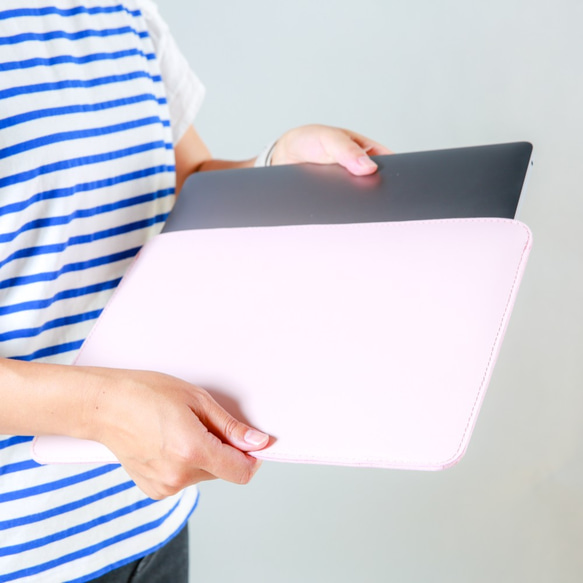 本革カラフルMacBook Air ケース（ピンク） 5枚目の画像
