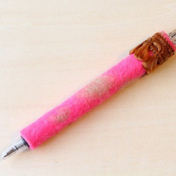 羊毛のボールペン ピンク 1枚目の画像