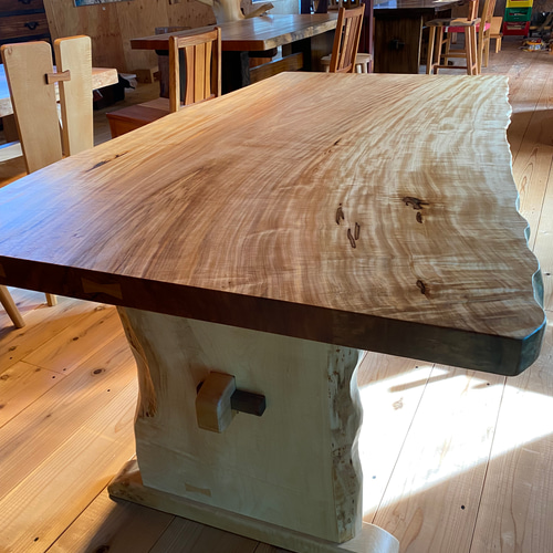 栃一枚板テーブル 注文製作 ダイニングテーブル 一枚板テーブル工房