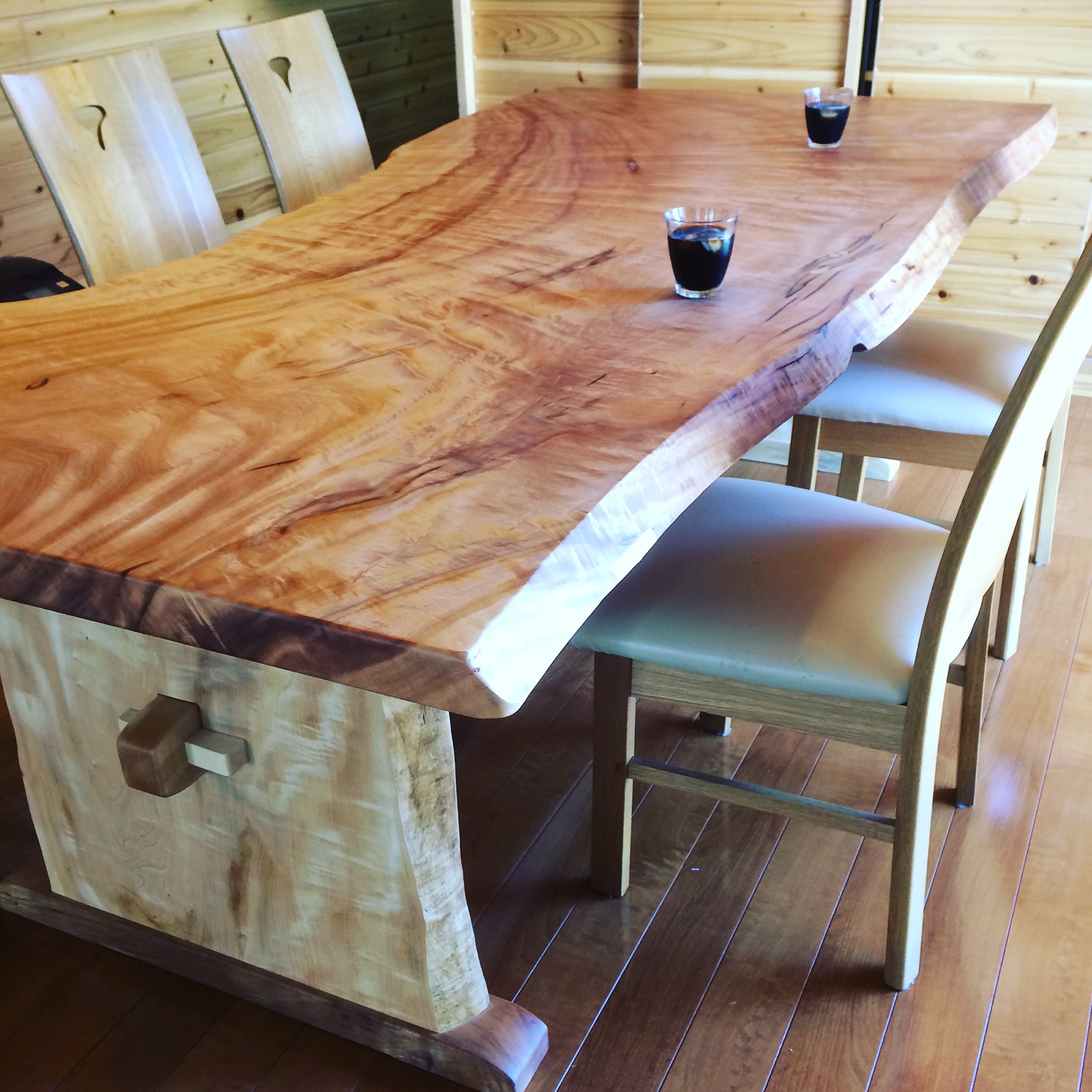 一枚板テーブル 注文製作 351,000円