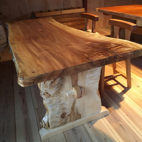 栃の木 一枚板テーブル 注文製作 ダイニングテーブル 白山クラフト