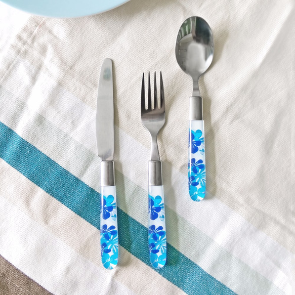 台灣第一筷✦夏花午茶三件餐具組✦蔚海藍 第4張的照片