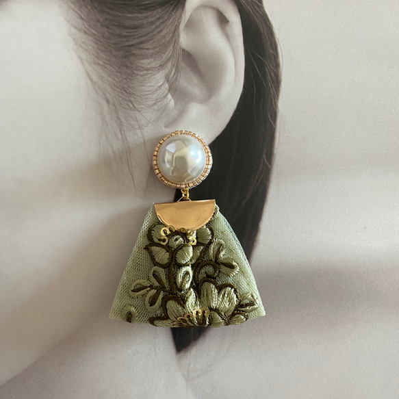 印度刺繡絲帶卡其色珍珠珠刺繡手術不銹鋼耳環/耳環 第4張的照片