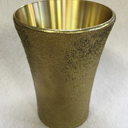 真鍮ビアタンブラー　1100℃（イッセンヒャクド）安心の鉛レス真鍮　お酒をより冷たくおいしく 1枚目の画像