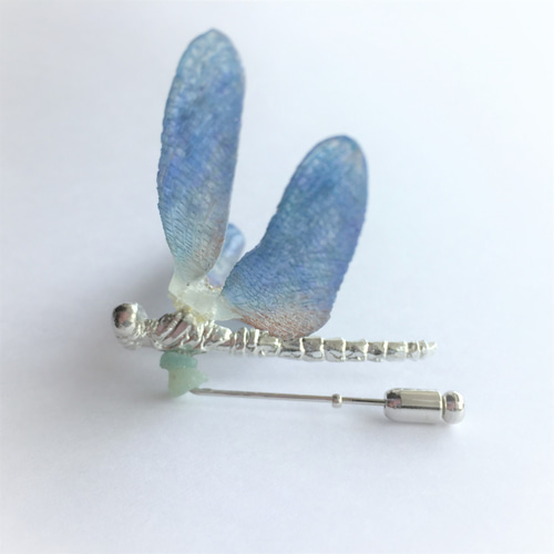 錫とレジン ゆれるトンボブローチ・空水色 ブローチ 工房ひでまさ 通販