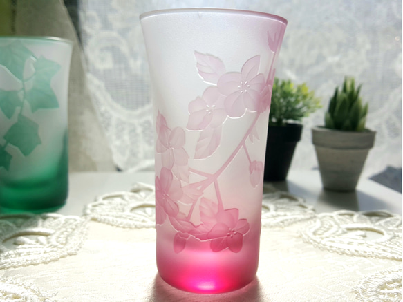 春色グラスのペアセット♡桜とアイビー♡猫 2枚目の画像