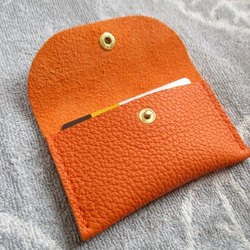 【新作】手縫いトリヨンのシンプルなカードケース　少し小さめ 2枚目の画像