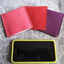 ちょっとしたギフトに【色選べるピンク系トリヨン】革のミニケース（レジ袋入れ） 3枚目の画像