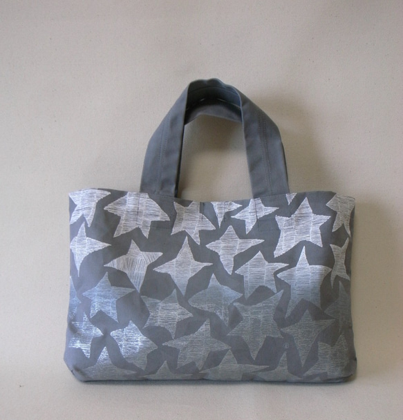 こだわりテキスタイルお星柄グラデーション、ベイシックトート、半防水加工生地使用、A3、B4サイズ 1枚目の画像