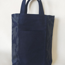テキスタイルこだわりトート、Wインディゴ岡山産、綿、シックな大人トート、A4サイズ　紺色×黒 2枚目の画像