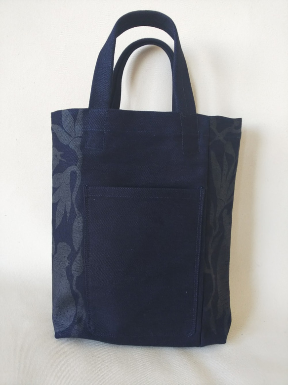 テキスタイルこだわりトート、Wインディゴ岡山産、綿、シックな大人トート、A4サイズ　紺色×黒 2枚目の画像