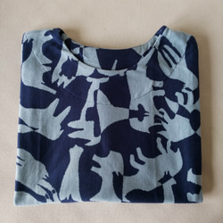 ＃stayhome 家に居ても少しおしゃれでリラックス出来るTシャツ作りました。気持ちのいい綿１００％　動物の影の迷彩柄 3枚目の画像