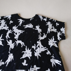 ＃stayhome 家に居ても少しおしゃれでリラックス出来る天使のTシャツ作りました。気持ちのいい綿１００％ 1枚目の画像