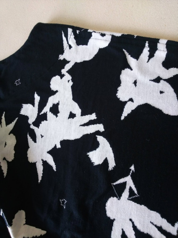 ＃stayhome 家に居ても少しおしゃれでリラックス出来る天使のTシャツ作りました。気持ちのいい綿１００％ 4枚目の画像