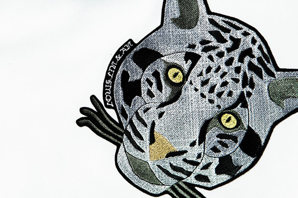雲豹刺繡上衣 Cloud Leopard Embroidered Top(White) 第3張的照片