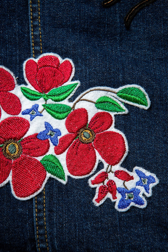 非洲菫花豹刺繡牛仔外套 Leopard  Embroidered Denim Jacket 第5張的照片