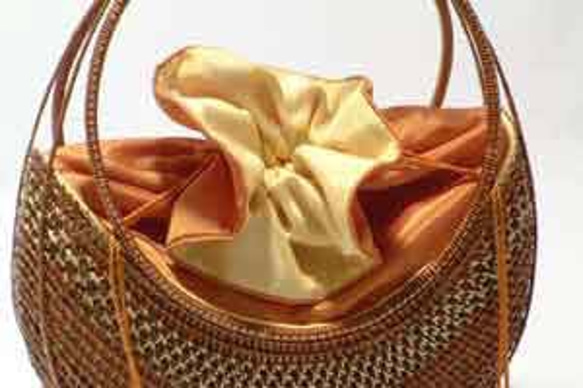 (タイ王室御用達)ヤーリパオ巾着かごバック弓型 茶(1208) 2枚目の画像