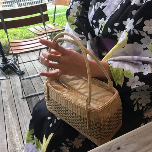 amasuy様タイ美品 ‪☆ 王室御用達‪☆竹細工かごバッグ 角形 巾着 浴衣 1_6f826d09b6e0b1f01243a75158a7