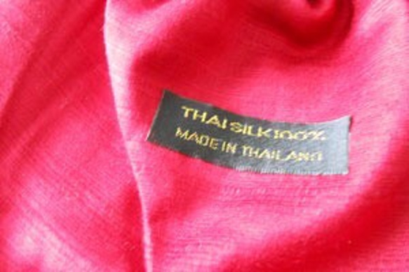 高級THAI SILK100%シルク大判ストール赤(6121)「袋ラッピング　クリックポスト用」 2枚目の画像