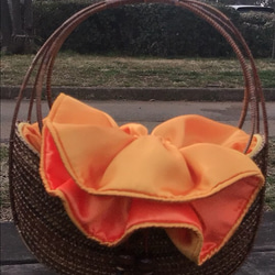 (タイ王室御用達)ヤーリパオ巾着かごバック弓型 茶 イエロー・オレンジ(8213) 3枚目の画像