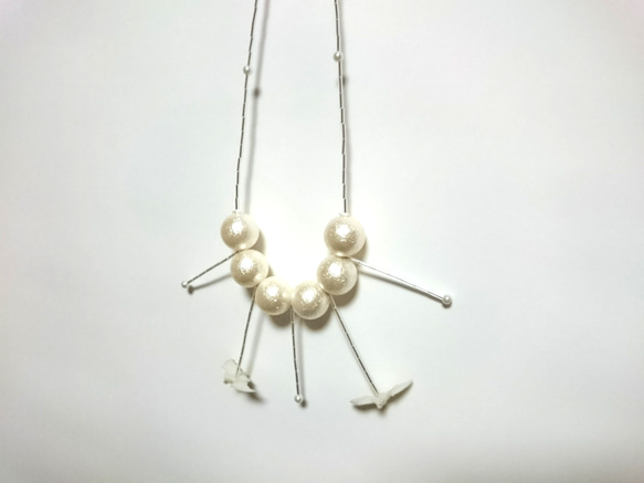 Flying Necklace 《white bat》 2枚目の画像