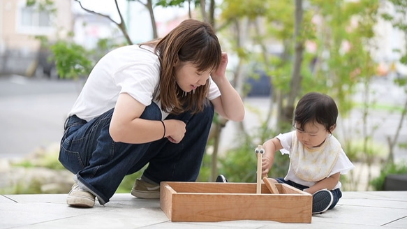 【再販13】こどもから大人までハマる！木製ヒノキ砂場（ご家庭等で、手軽に遊べる最適な安心安全 除菌砂を使用） 6枚目の画像