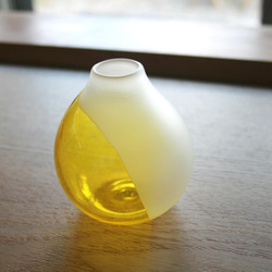 黄色丸の花器 1枚目の画像
