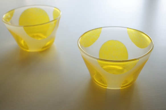 yumimiさまご予約　黄色水玉の鉢　 3枚目の画像