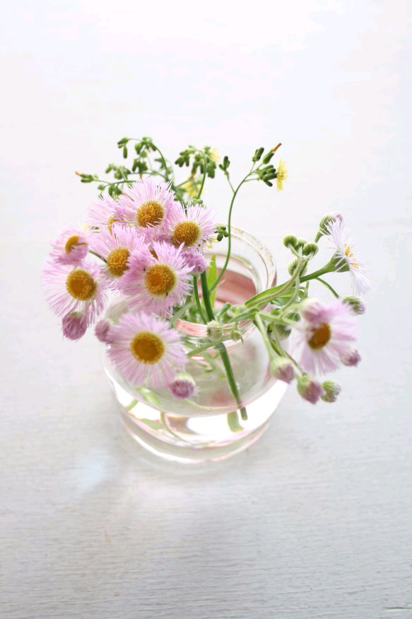 ピンク水玉の花器 2枚目の画像