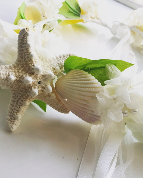 グリーン＆プルメリア 貝殻花冠 3枚目の画像