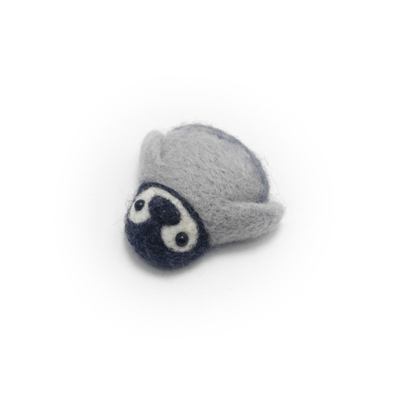 Childhood Emperor penguin   Wool felt, Handmade, Accessories 2枚目の画像