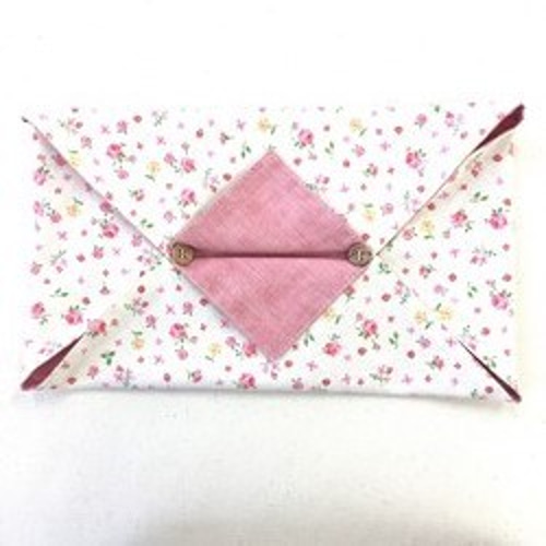 ハンドメイド　ボックスサイズティッシュ　携帯ケース　⌘ 北欧　花　ピンク ハンドメイドボックスサイズティッシュ携帯ケース⌘ 北欧花ピンク