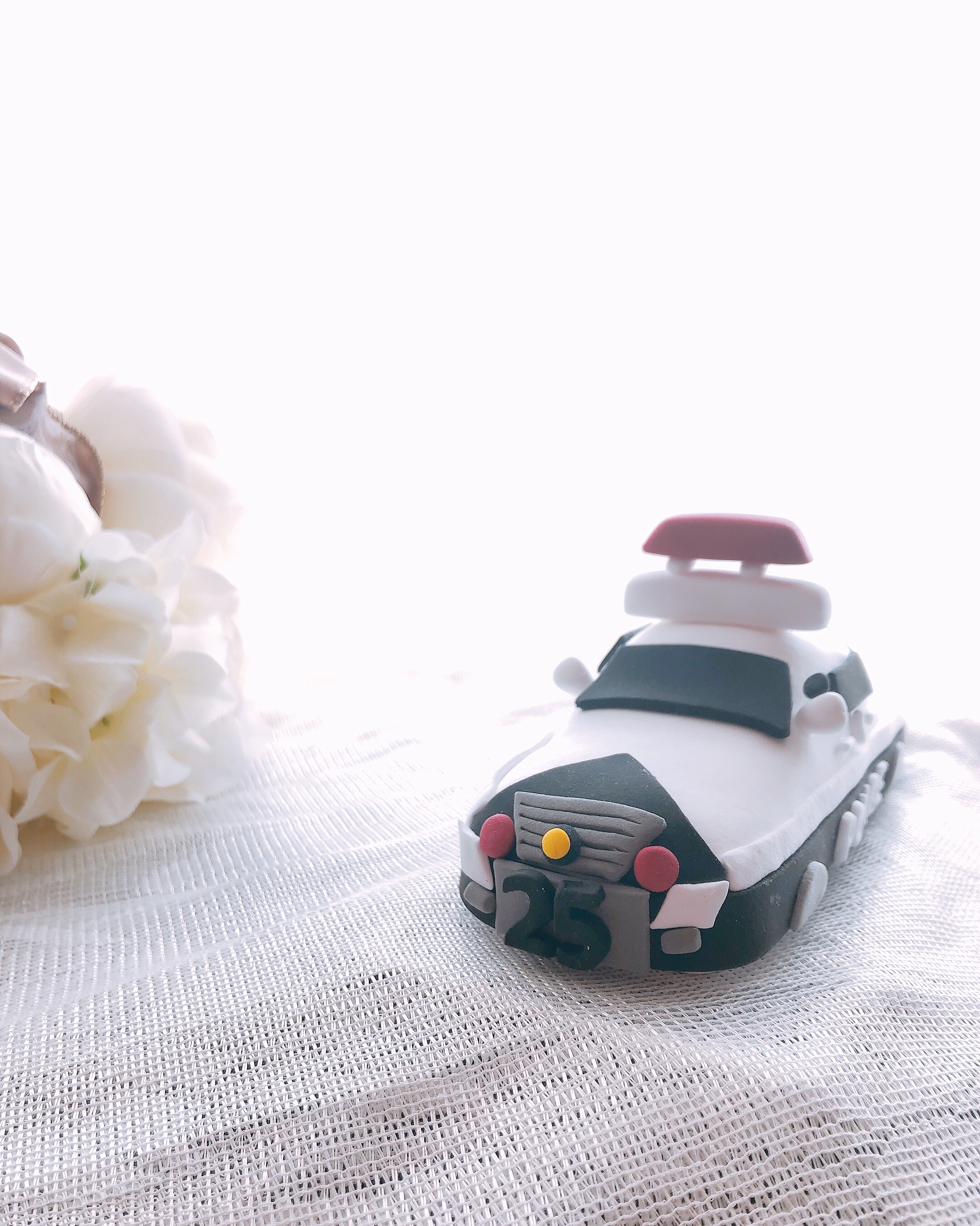 ウェディングケーキに♡クレイ パトカー