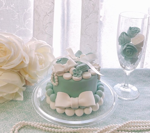 人気カラーで♡クレイケーキ